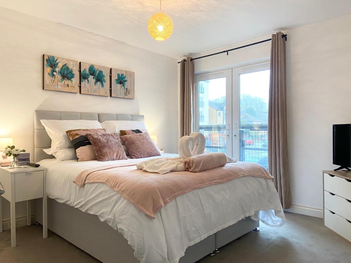 Best Price! Large Spacious 2 Bed Apartment - King Size Or Single Beds, Sofabeds, Smart Tvs, Free Parking เซาธ์แธมป์ตัน ภายนอก รูปภาพ